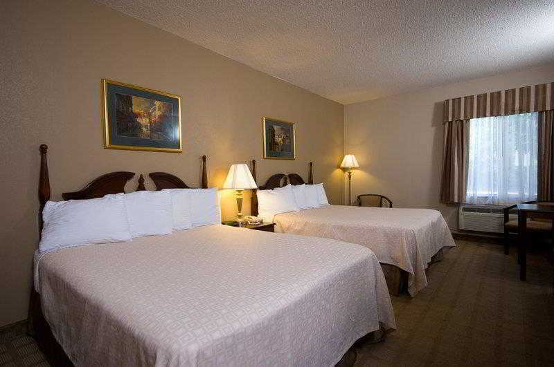 Best Western Plus Russellville Hotel & Suites Bilik gambar